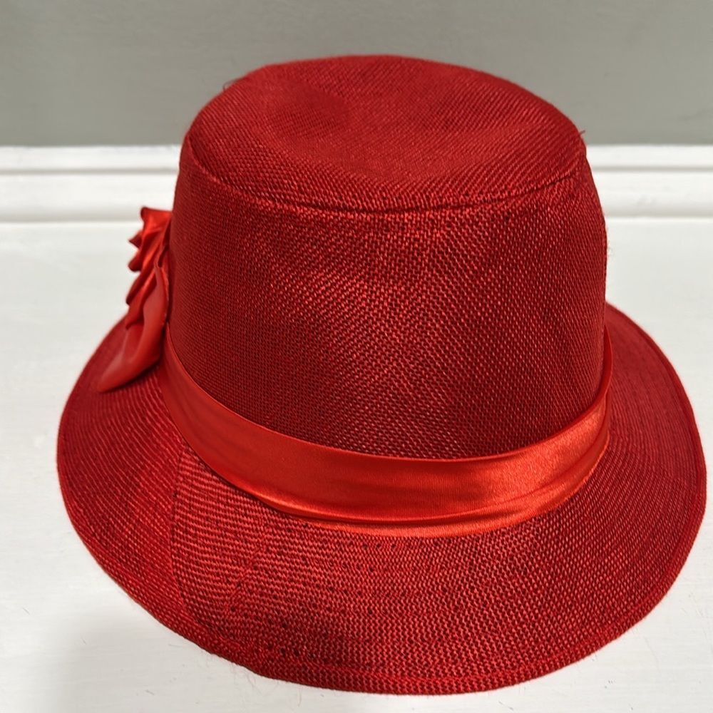 Red Victorian Bucket Bell Hat w/ Bow- size 58 - Picture 8 of 10
